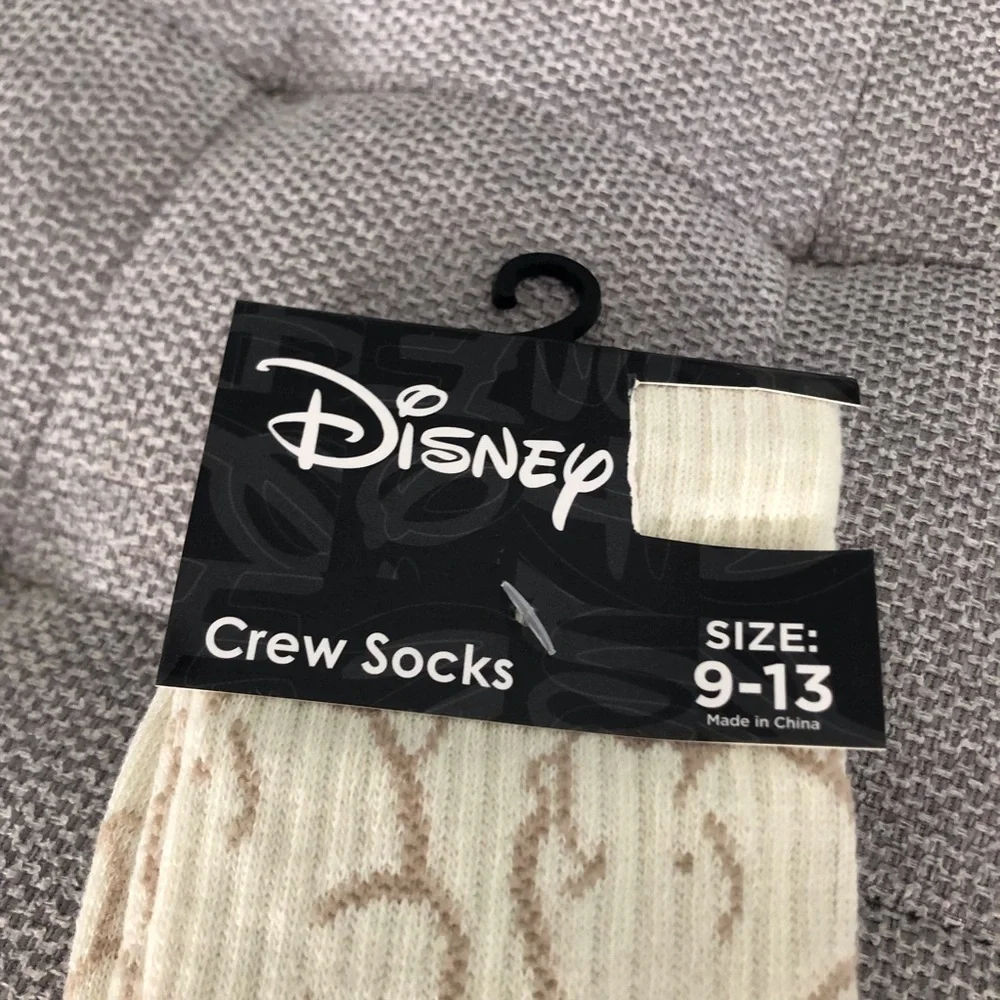 Disney Winnie the Pooh: face print crew socks